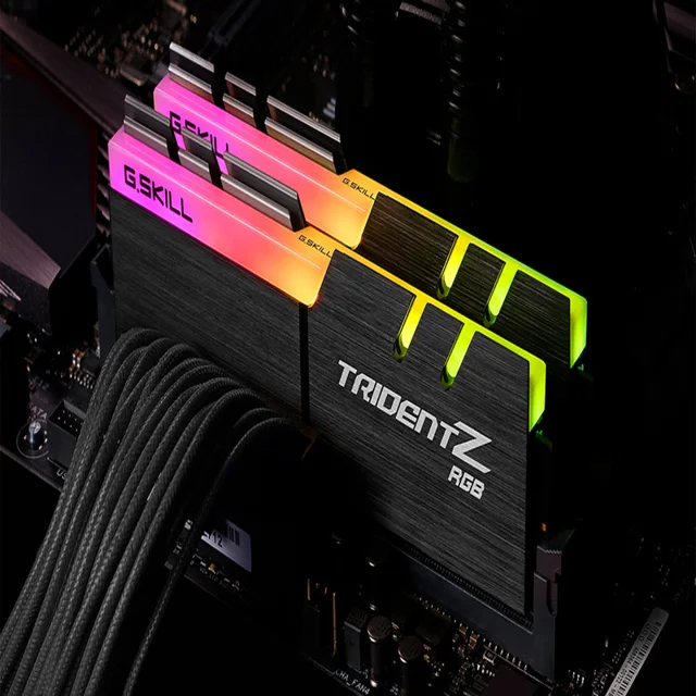 رم دسکتاپ DDR4 دو کاناله 3200 مگاهرتز CL16 جی اسکیل سری TRIDENT Z RGB ظرفیت 32 گیگابایت بس 102716418